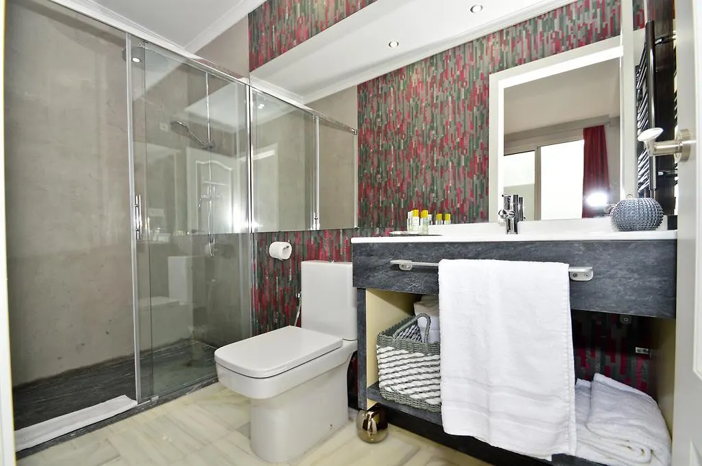 Apartamento The Zentral Arenal Suites Sevilla España