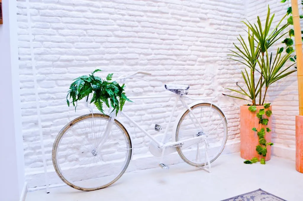Apartamento The Zentral Arenal Suites Sevilla