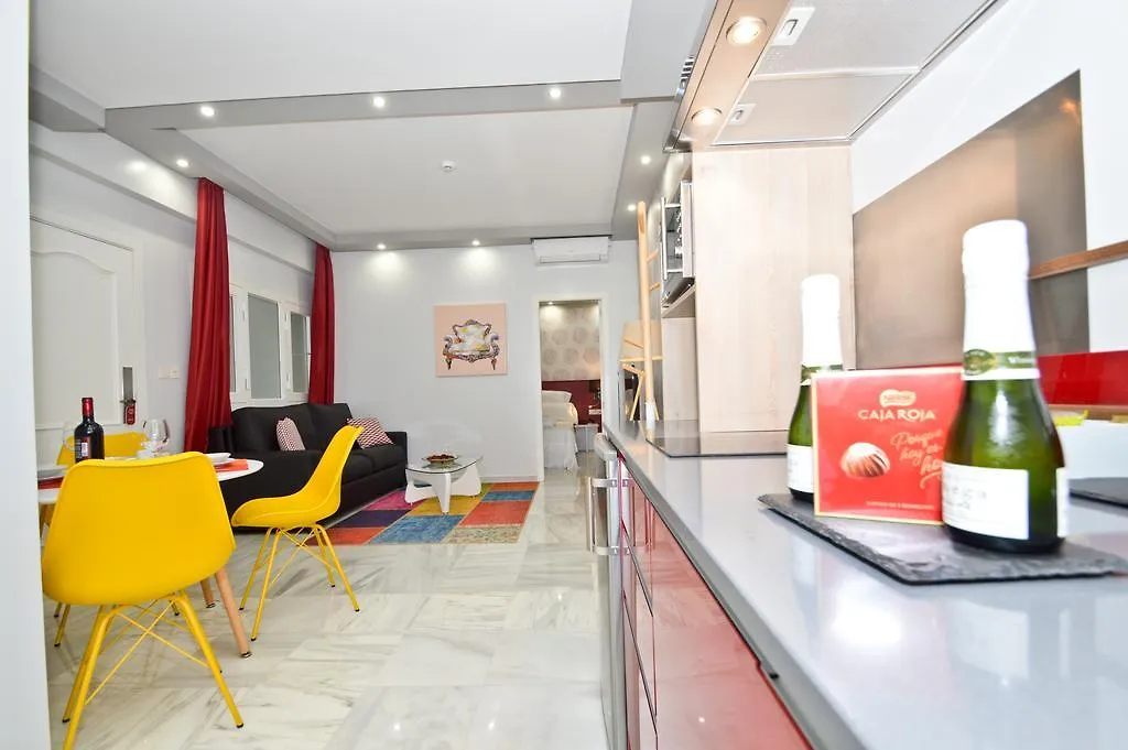 The Zentral Arenal Suites Seville Apartment