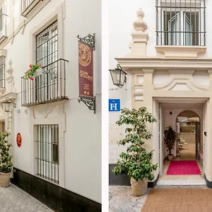 Guest house Nuea Santa Cruz, Seville